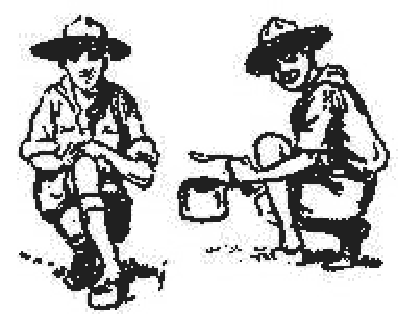 Dos scouts en cuclillas junto a un cazo